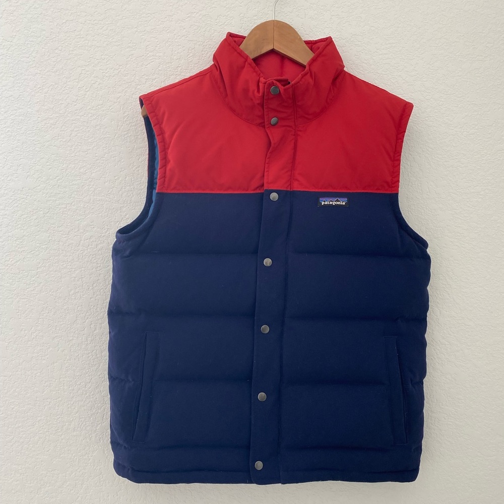 Patagonia Bivy Down vest, size Medium, red and navy